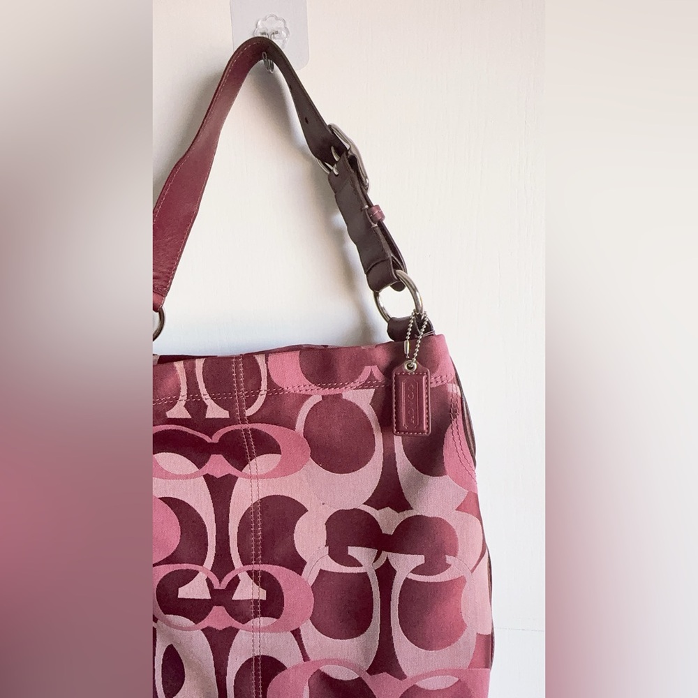 Coach Signature Hobo Shoulder Bag in Pink and Burgundy - Picture 4 of 16
